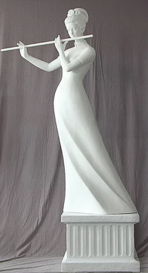 2.21 m white resin statue of a woman playing a flute; lateral width 115 cm; overall depth 64 cm; base 64 cm wide × 63 cm deep × 45 cm high.