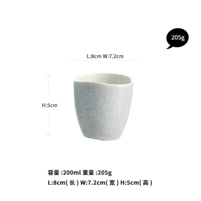 White ceramic cup with measurements: 8cm x 5cm x 7.2cm 205g