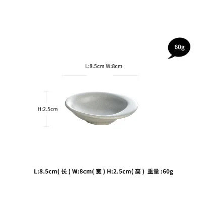 White ceramic bowl with dimensions: 8.5cm x 2.5cm x 8cm 60g