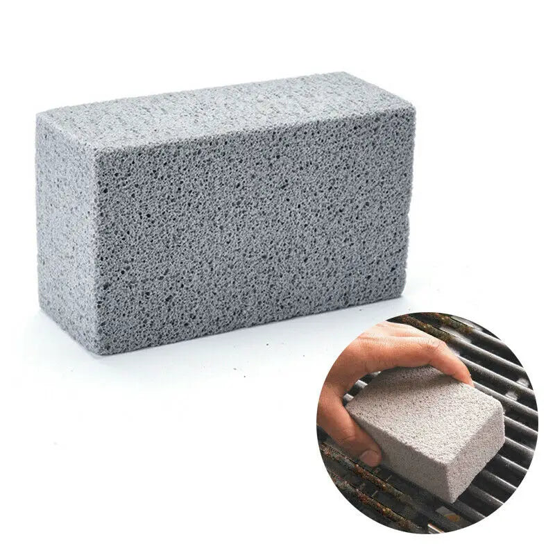 Gray brick-shaped sponge on a white background with an inset showing its use on a grill.