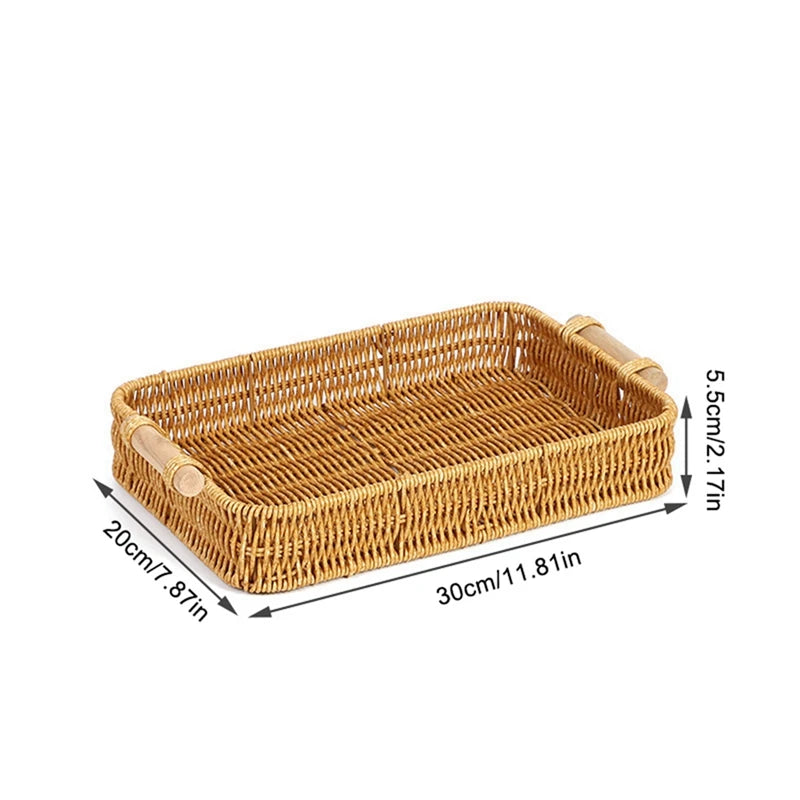Woven rectangular basket with dimensions: 20cm x 30cm x 5.5cm